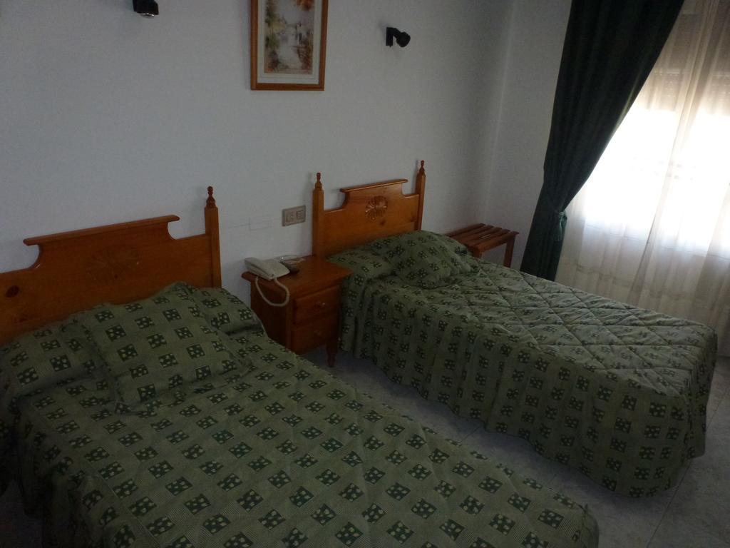 Hotel La Moraleda - Complejo Las Delicias Вільянуева-дель-Арсобіспо Номер фото
